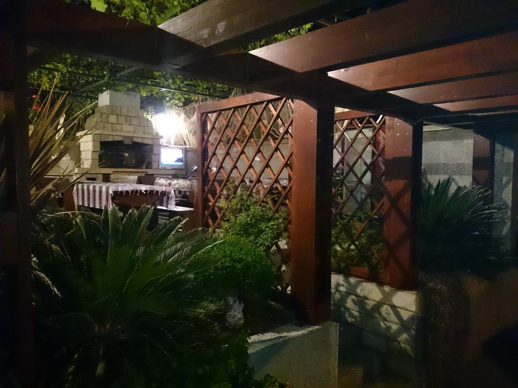 Apartments Sandra Tivat Zewnętrze zdjęcie