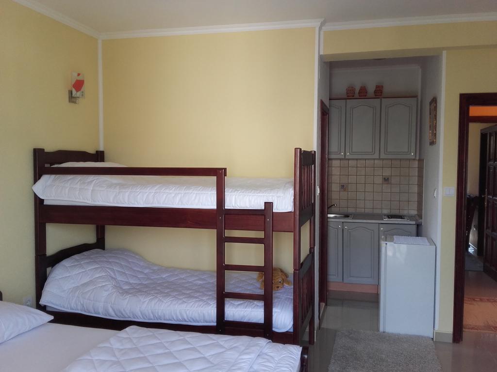 Apartments Sandra Tivat Zewnętrze zdjęcie