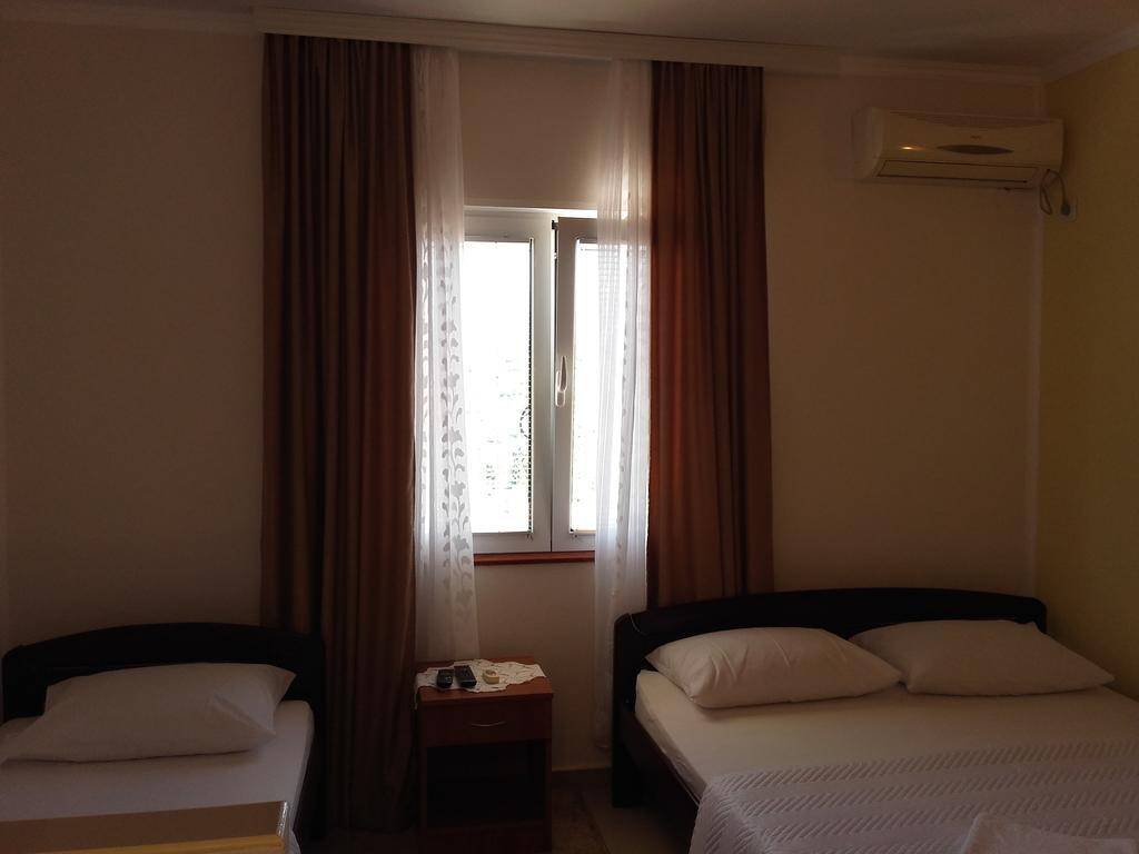 Apartments Sandra Tivat Zewnętrze zdjęcie