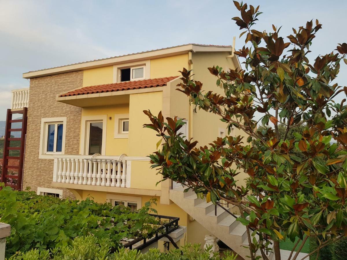 Apartments Sandra Tivat Zewnętrze zdjęcie